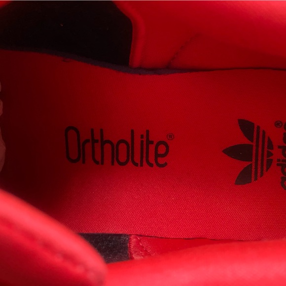 RED ADIDAS SHELL TOE LOW TOP SNEAKERS! - Picture 3 of 5